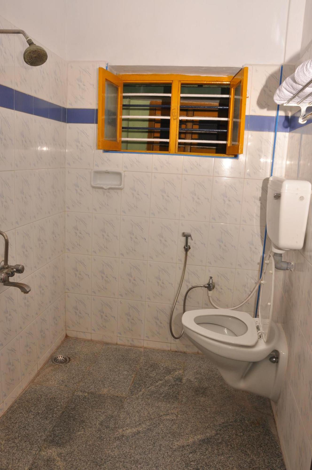 Valli Hotel Thanjavur Luaran gambar